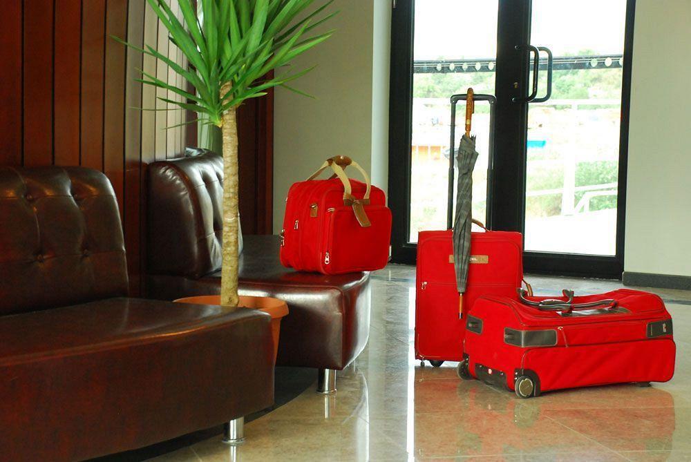 Cruise Hotel Tbilisi Ngoại thất bức ảnh