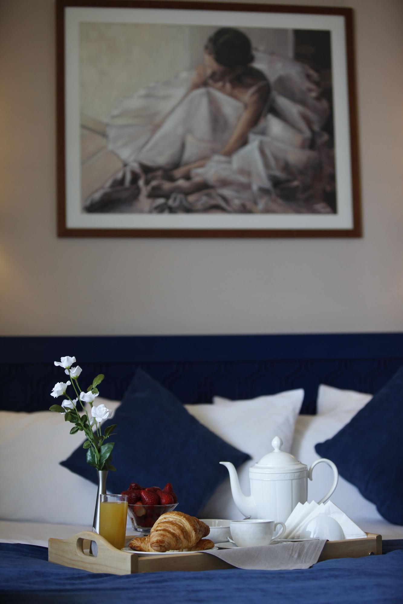 Cruise Hotel Tbilisi Ngoại thất bức ảnh