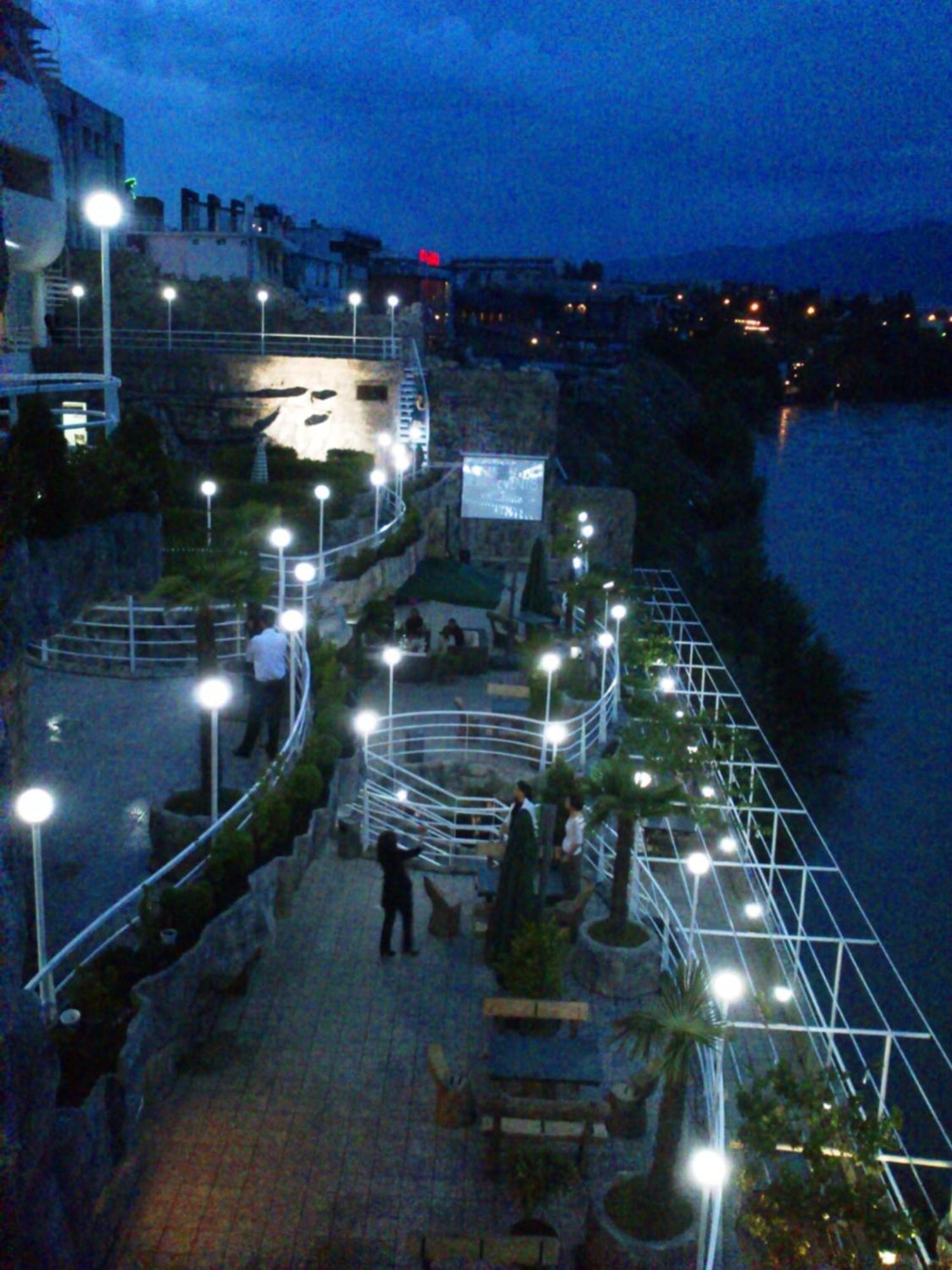 Cruise Hotel Tbilisi Ngoại thất bức ảnh